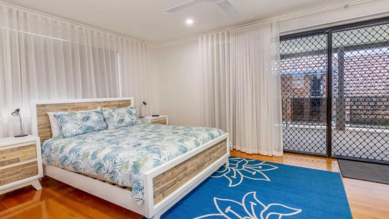 Magical Holiday Home - Welsby Pde, Bongaree Australia